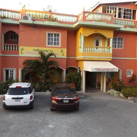 Tropical Court Hotel Montego Bay Exterior photo